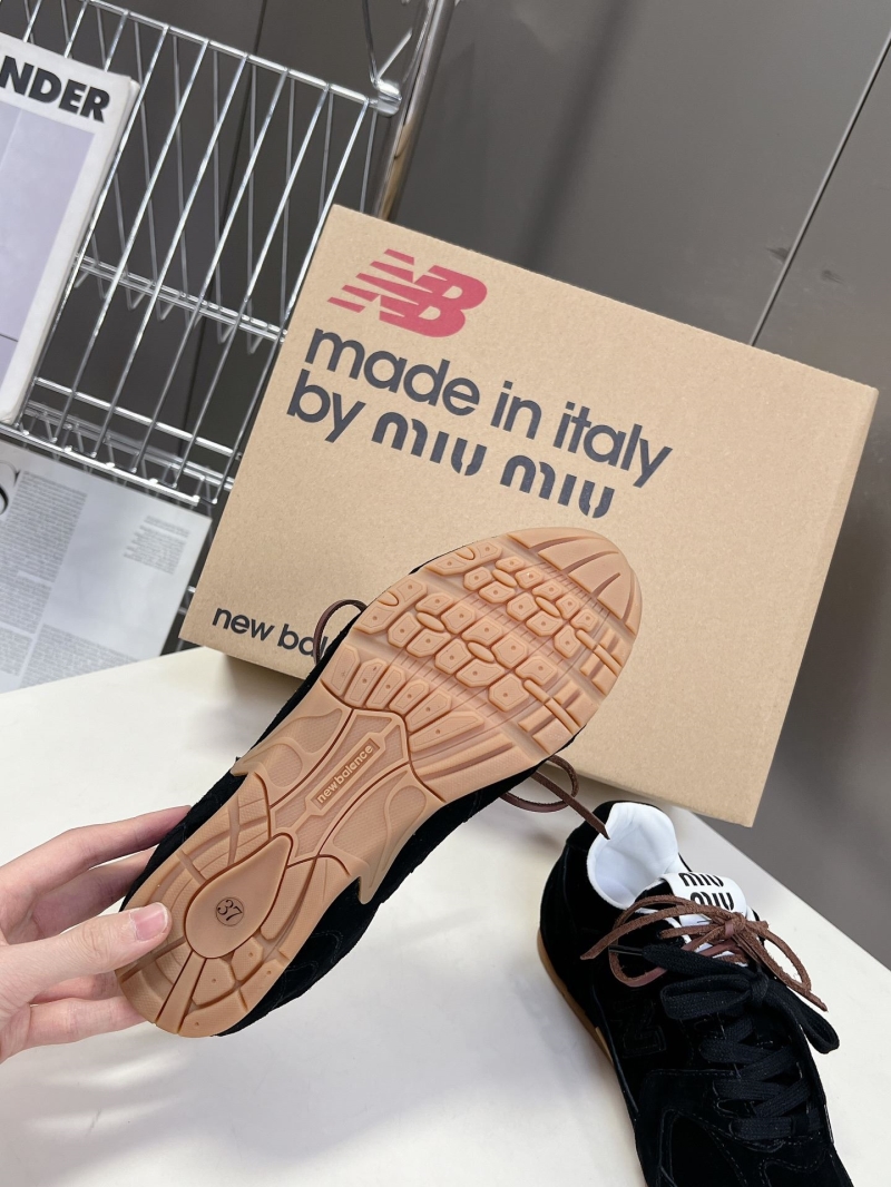 Miu Miu Casual Shoes